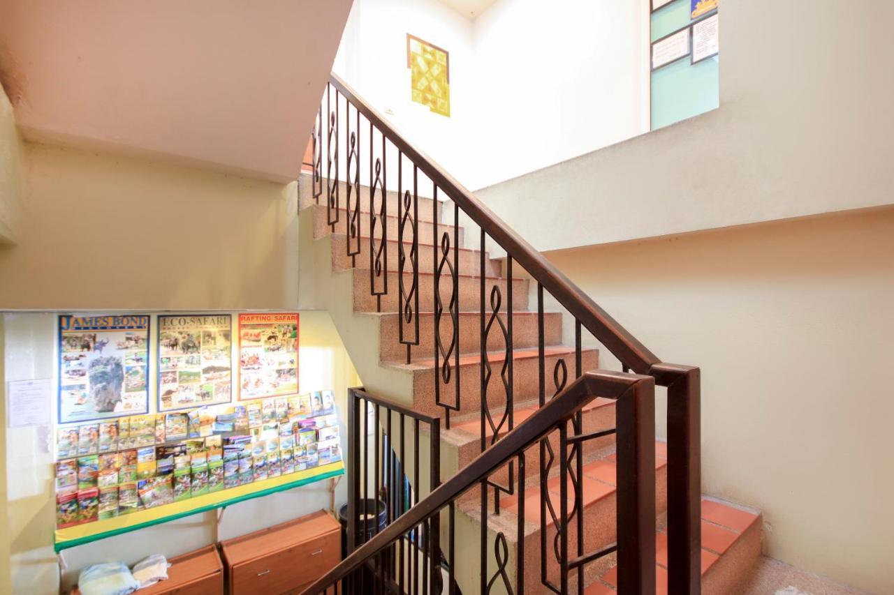 Oyo 1054 Phuket Backpacker Hostel Экстерьер фото